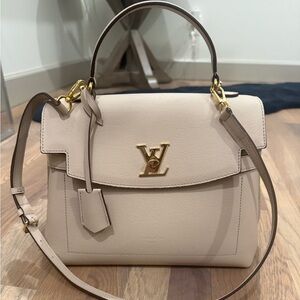 Louis Vuitton Lockme Ever MM